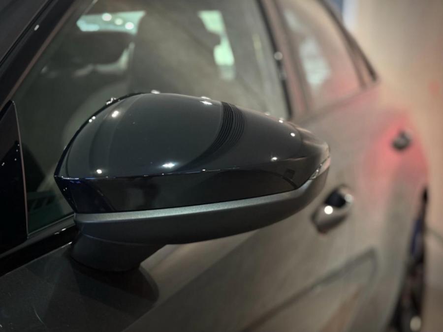 RS3 SEDAN QUATTRO - Image 3